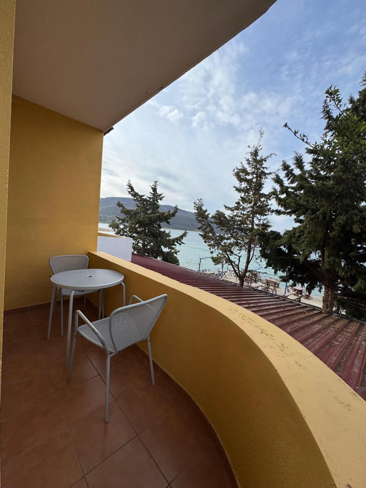 Hotel Restorant Leza Lin Экстерьер фото